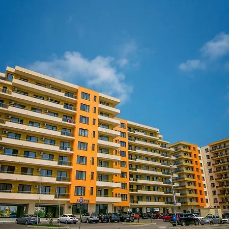 Summer Mission Loft Mamaia